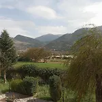 Valia 3*