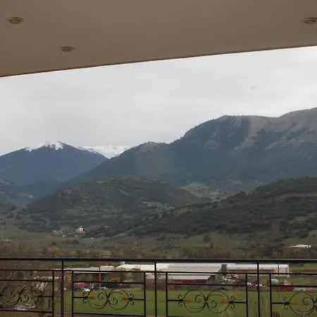 Valia Πανσιόν